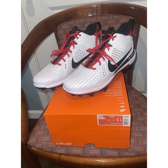 New Men’s 13 Alpha Menace Strong Football Cleats White/University Red II5139-102 - Picture 1 of 8